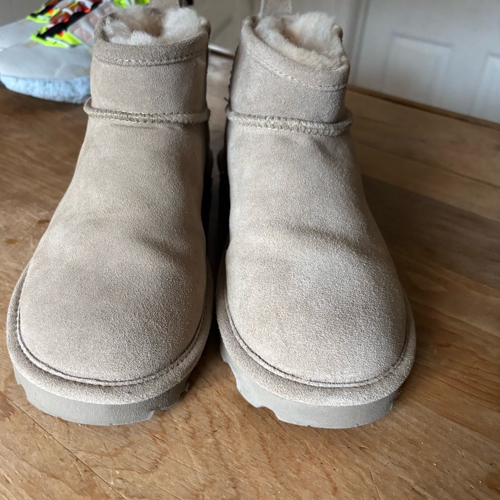 Bearpaw boots